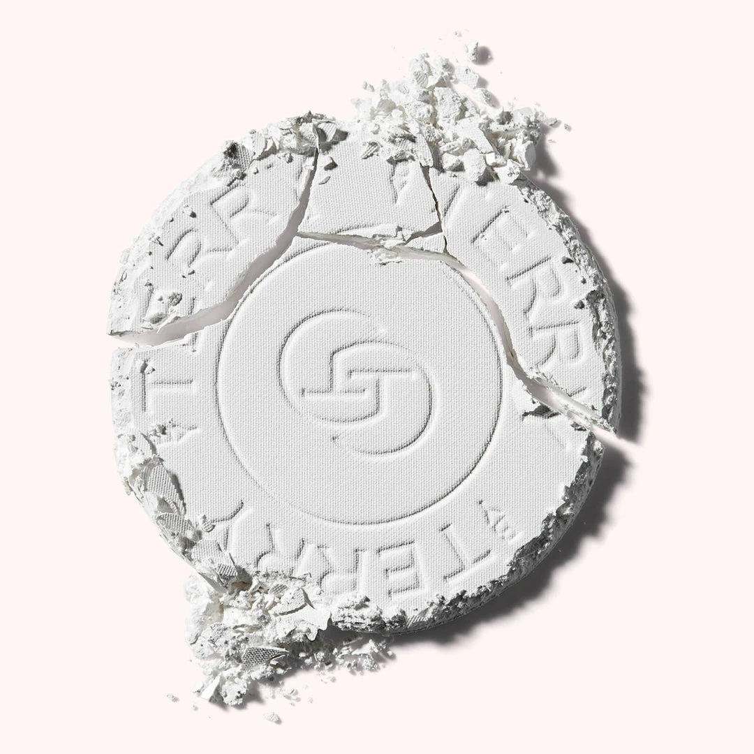 Face By Terry Hyaluronic Pressed Hydra-Powder Translucent 3 Face By Terry Hyaluronic Pressed Hydra-Powder Translucent