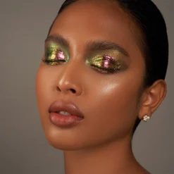 Danessa Myricks Beauty Infinite Chrome Flakes Pride New