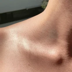 KimChi Chic Beauty Glam Tears All Over Liquid Highlighter 16 KimChi Chic Beauty Glam Tears All Over Liquid Highlighter